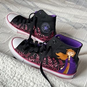 Anna Converse Size 3